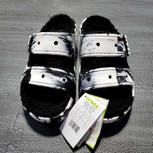 Crocs Classic Cozzzy Marbled Sandle Women's 9 Men's 7.